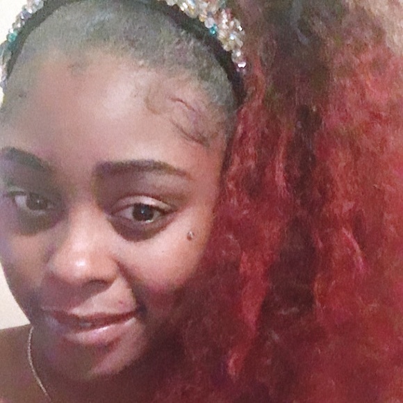 Meet your Posher, Chantavia - Picture 2 of 2